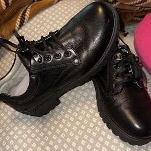 Alegria Women's Classic Black  leather slip resistant Paid$200 38/7w EUC